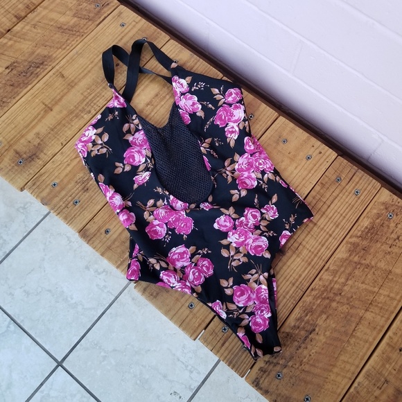 Volcom Other - volcom • one piece kini Volcom Other - volcom • one piece kini